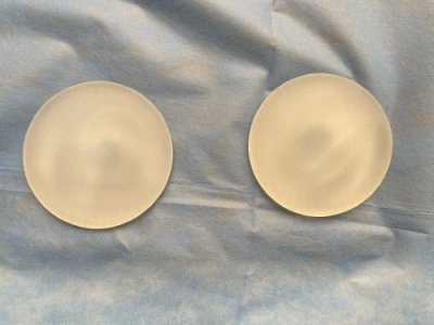 ​科普：假体隆胸的填充物是用什么材质制作的？